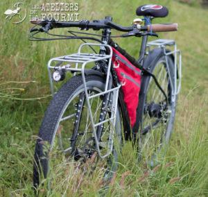 Surly Ogre Rohloff et Son Nice Rack Moloko La Fourmi